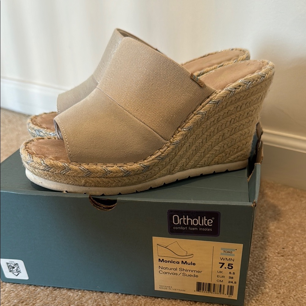 TOMS Monica Mule Natural Shimmer Wedge Sandals size 7.5